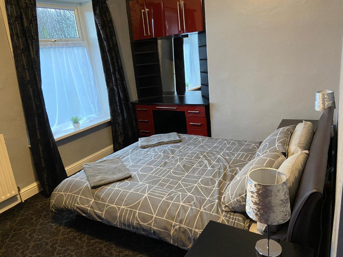 St Pauls Rd - Townhouse Accommodation Bradford  Extérieur photo