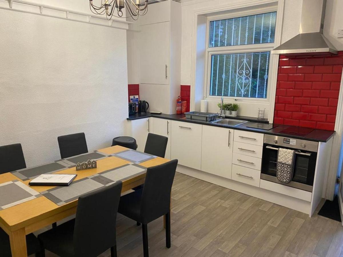 St Pauls Rd - Townhouse Accommodation Bradford  Extérieur photo